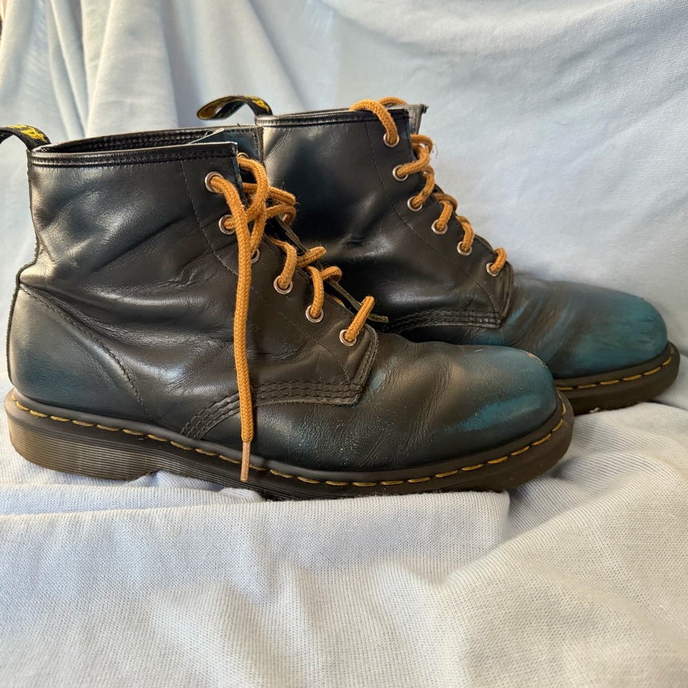 VTG Dr. Martens Rare 1460 Aqua Black Crazy Horse Patina Leather 10M